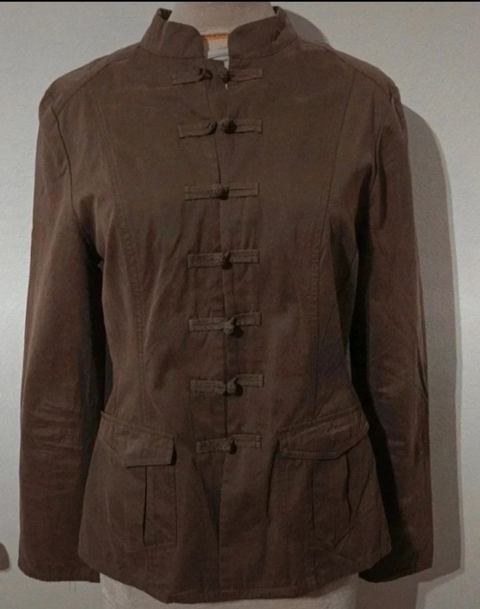 Belle chemise col officier