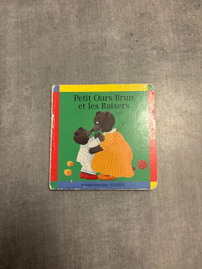 Livre Petit Ours Brun et les baisers