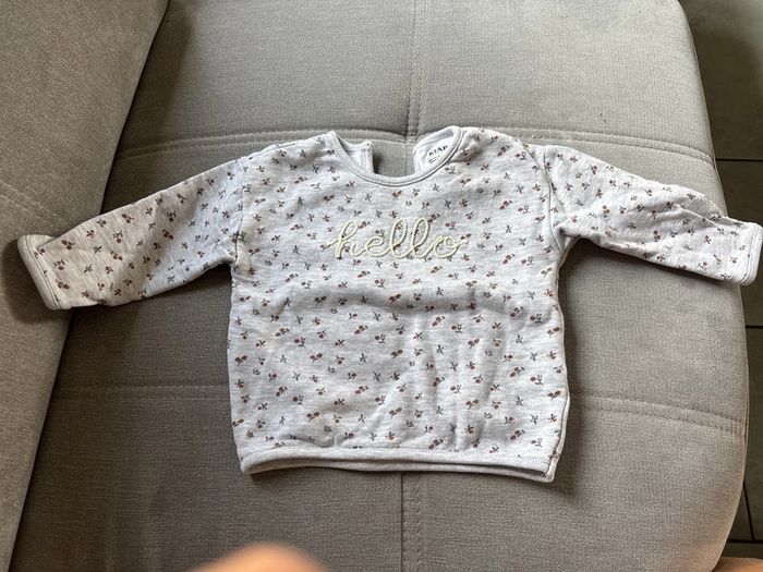 Pull fille comme neuf 12 mois