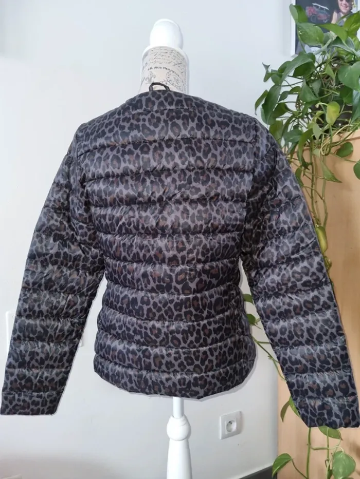 Veste matelassée Kiabi (neuf, marron), M / 38 / 10 - photo numéro 3