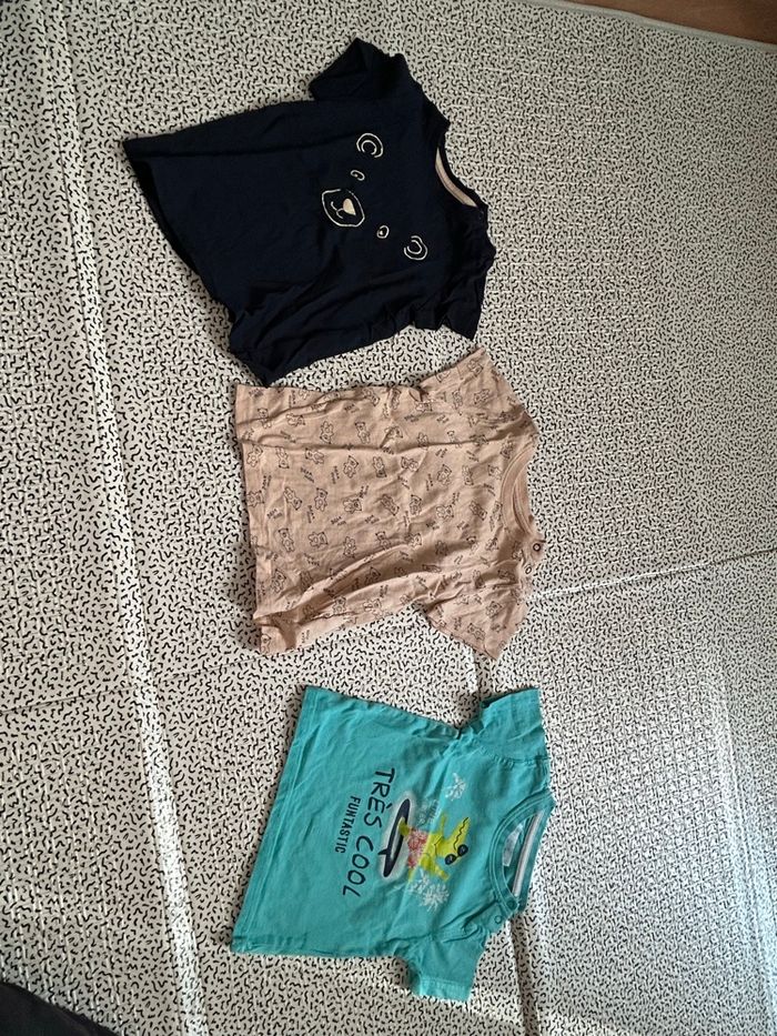 tee-shirts