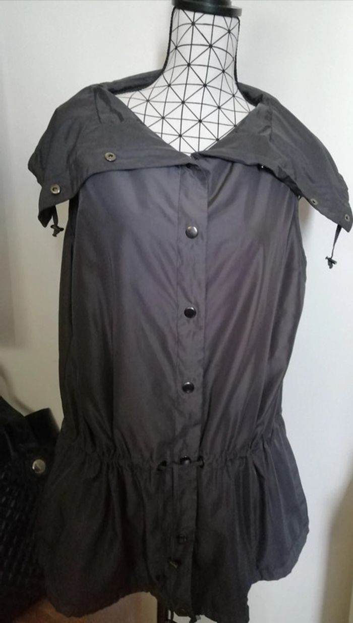 Veste sans manche grise - photo numéro 3
