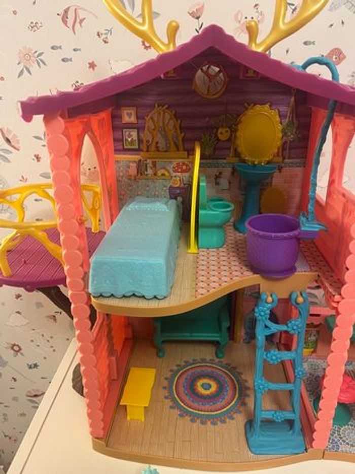 Maison avec personnages Enchantimals - photo numéro 4