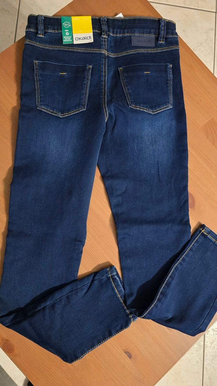 Neuf (non porté)🏷😍🤩 superbe jeans skinny 10 ans fille😍🥰 - photo numéro 3