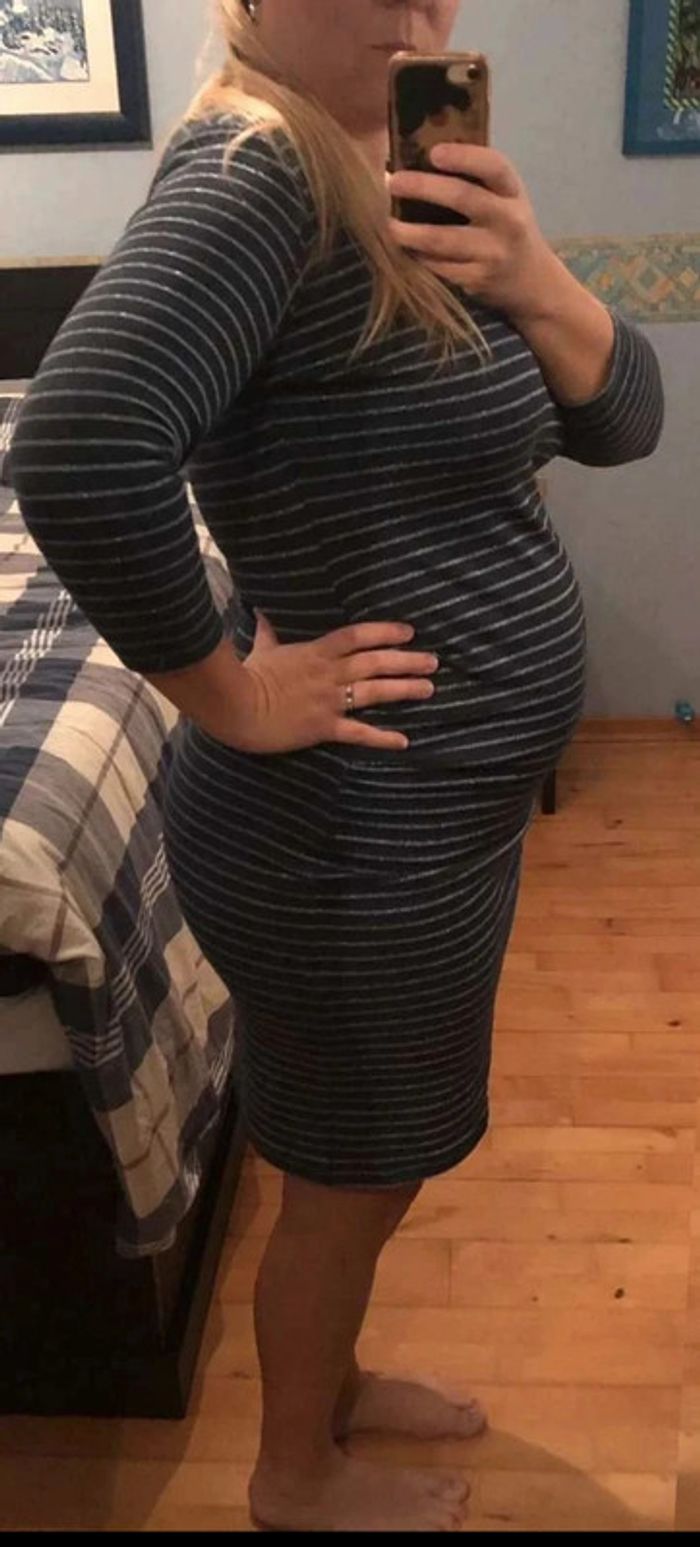Superbe robe de  grossesse  état neuf - photo numéro 6