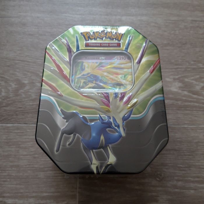 Boîte en métal Pokémon Pokébox Légendes Azur Xerneas EX NEUVE