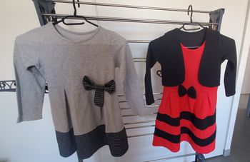 Lot 2 robes