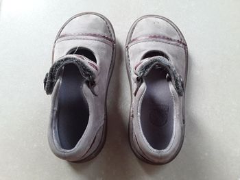 Babies prune fille en 25 KICKERS TBE
