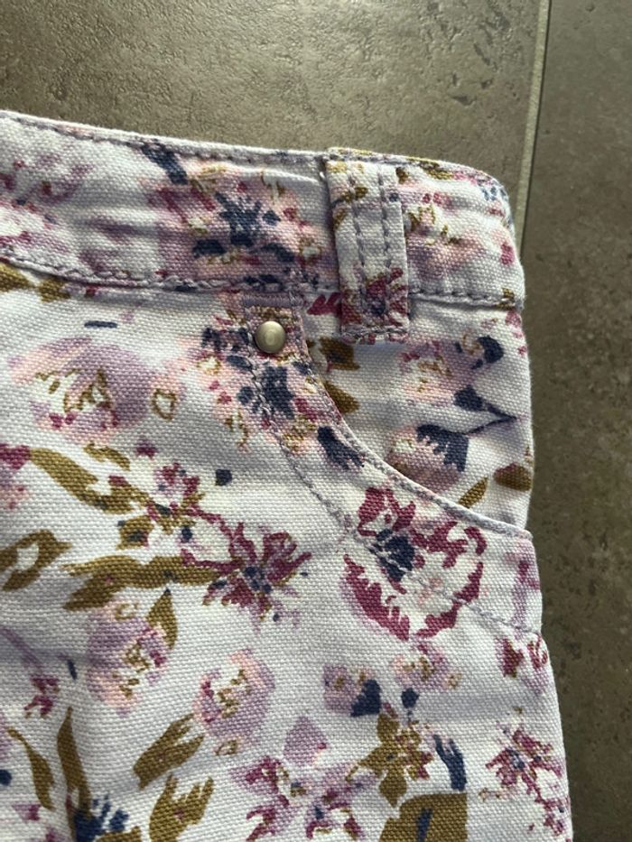 Taille 8 ans - jupe jeans fleurie Lili gaufrette - photo numéro 2