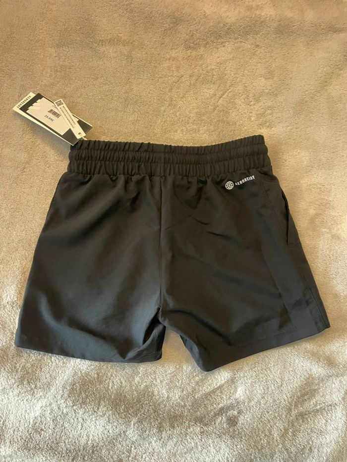 Adidas - Short club 3s boy, noir, Taille 9-10 ans - photo numéro 2