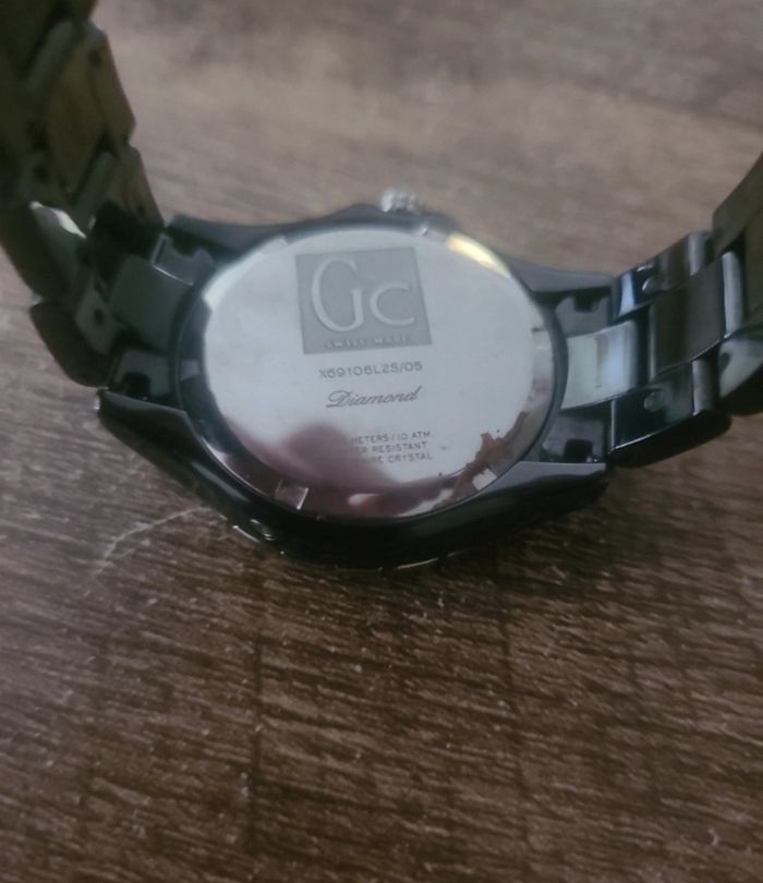 Montre guess - photo numéro 2