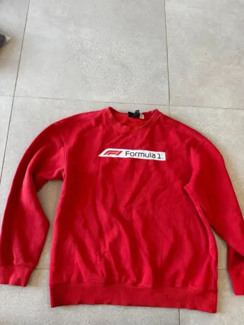 Pull rouge H&M, taille L, très bon état