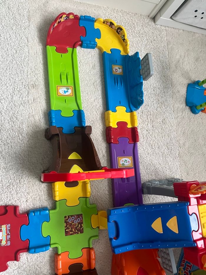 Circuit tut tut bolide cascade état neuf - photo numéro 4