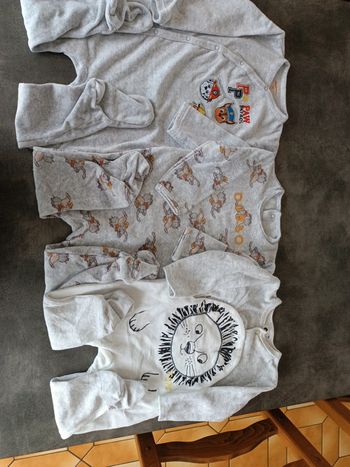 3 pyjamas une pièce