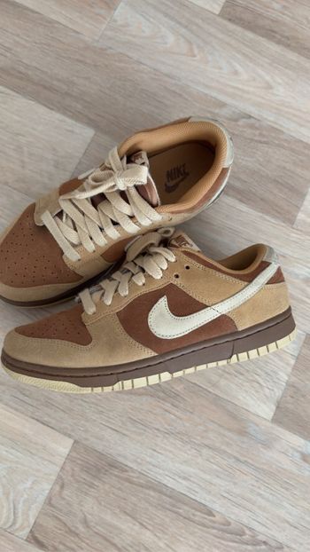 Nike dunlow