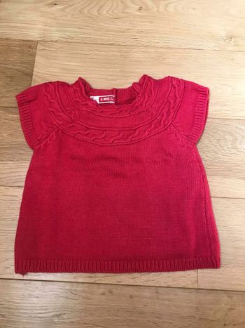 Pull sans manche. 6 mois