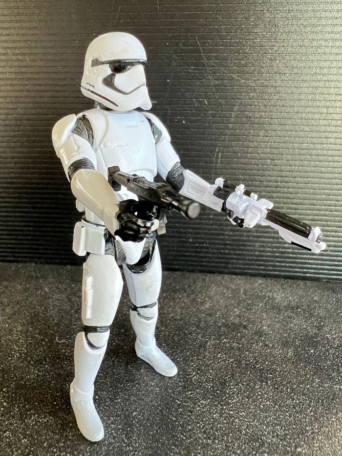 Storm Trooper du premier ordre - Figurine Star Wars 11cm - photo numéro 8