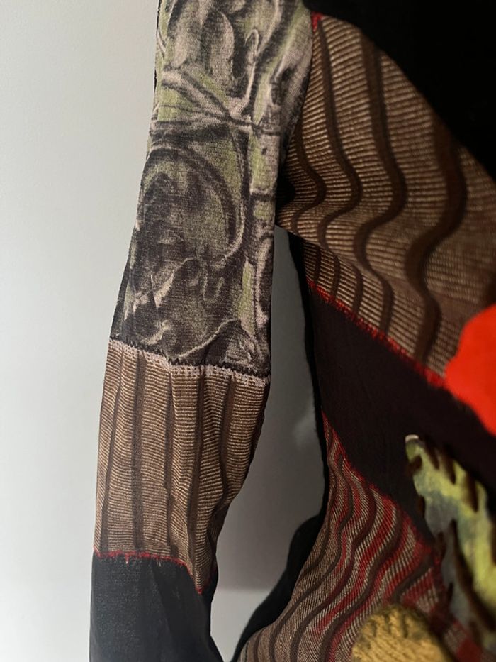 Haut noir à fleurs en relief Didier Parakian - photo numéro 3