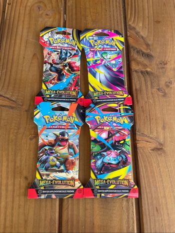 Lot 4 boosters Pokémon édition mega évolution