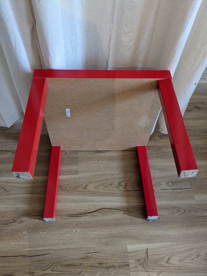 Table ikea rouge Lack - photo numéro 3