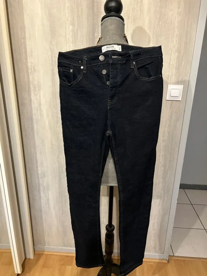 Jean’s Deeluxe
