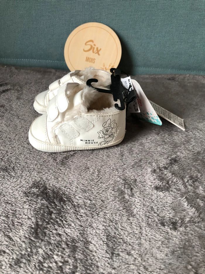 Petite chaussette bébé 6 mois