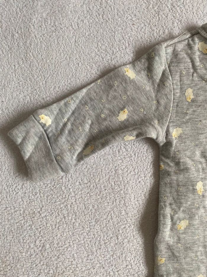Pyjama naissance 0mois neuf - photo numéro 3