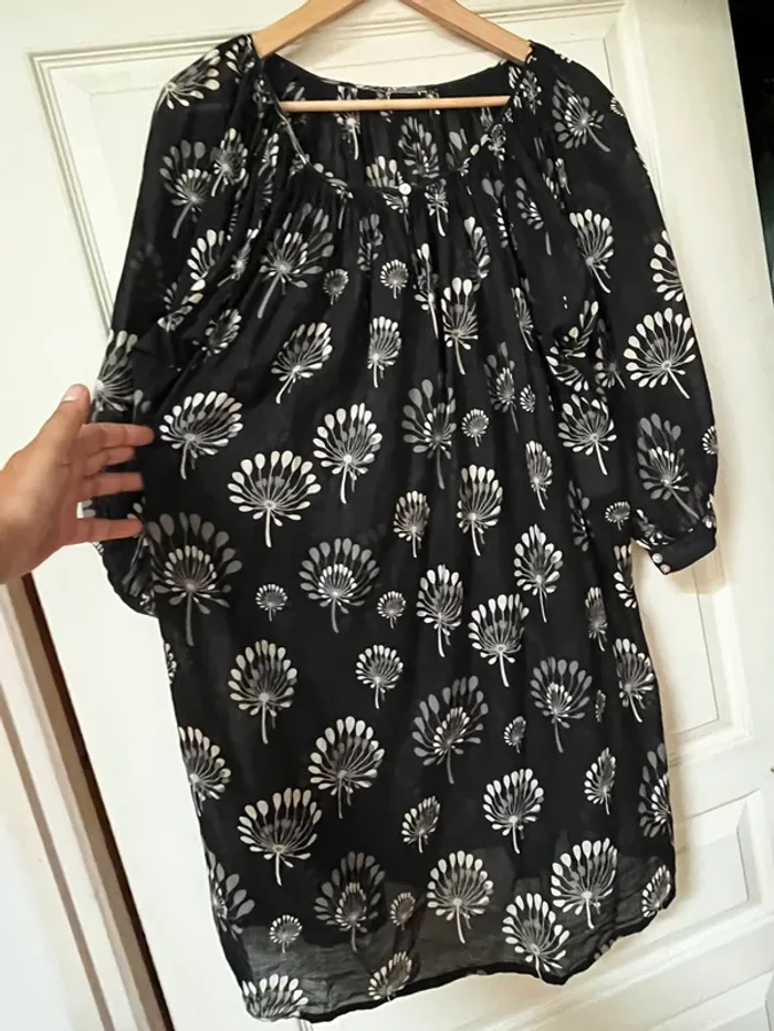 Blouse  longue bohème Europann en voile de coton, noire avec motif fleuri -taille 42 - photo numéro 2
