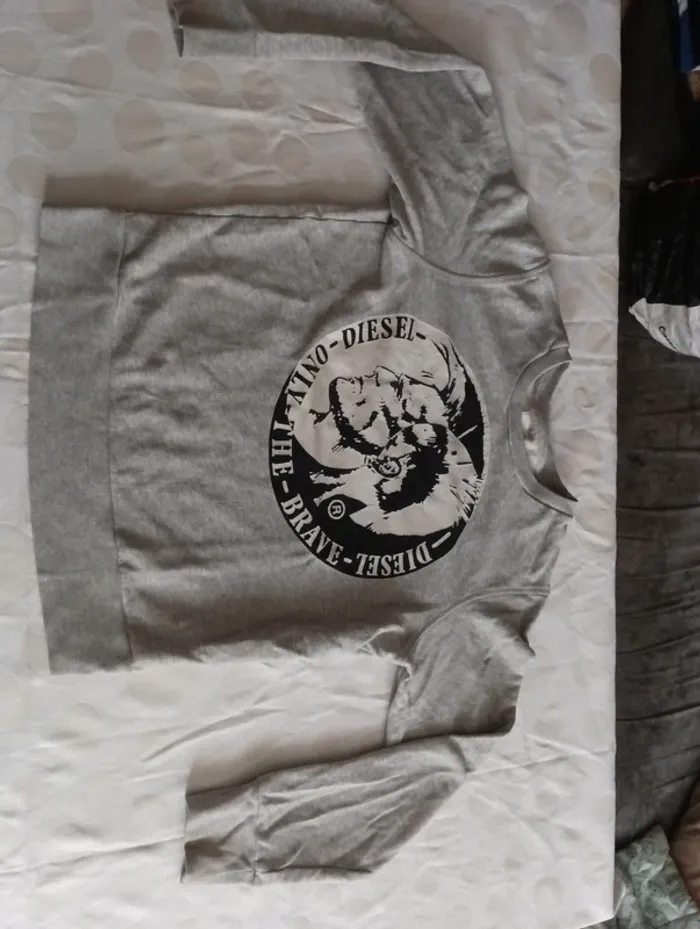 Sweat garçon Diesel taille 12 ans