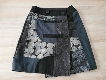 Jupe  courte taille 36