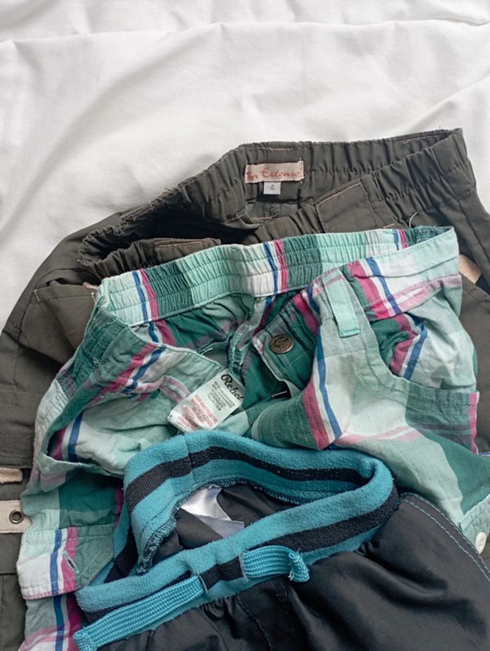 Lot 3 shorts/pantacourts marques diverses 5 ans 5€ - photo numéro 2