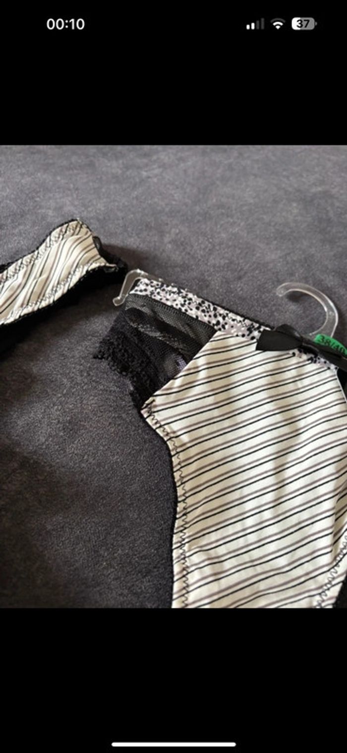 Lot de 2 string neuf steffy - photo numéro 2