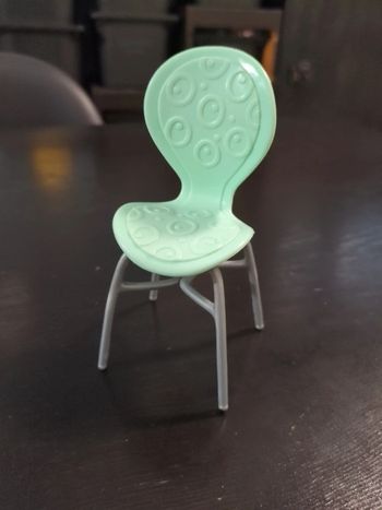 Chaise barbie vintage verte