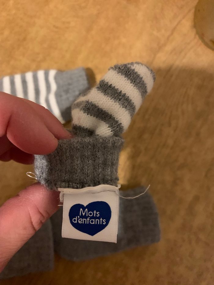 Moufles bébé 6/12mois - photo numéro 2