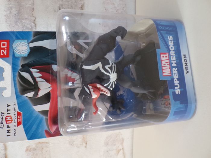 Figurine Disney Infinity - 2.0 - Venom - Marvel (J29) - photo numéro 2