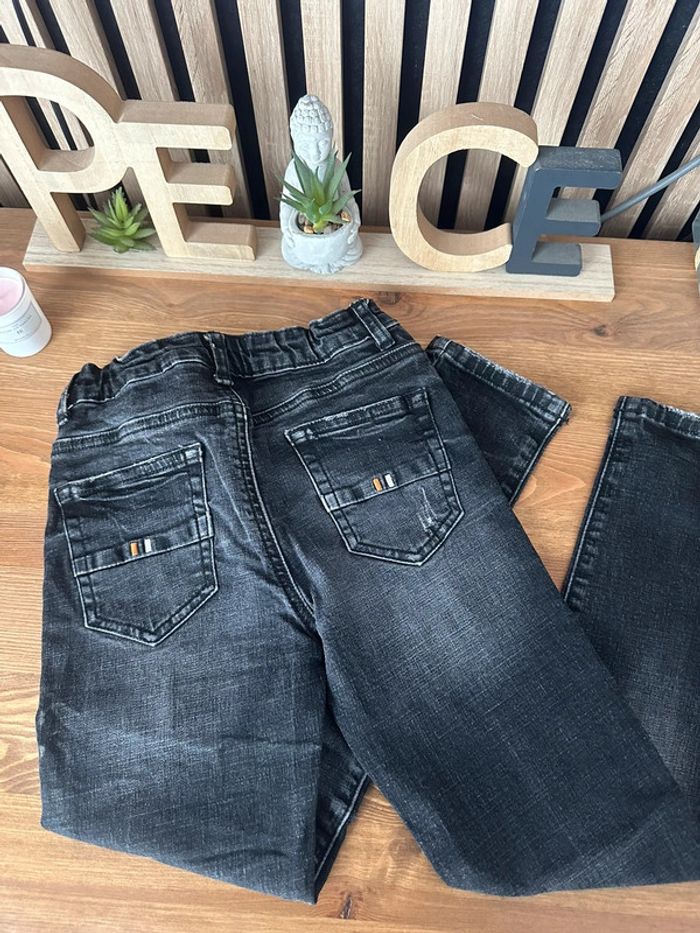 Jeans interdit de me gronder 6 ans - photo numéro 4