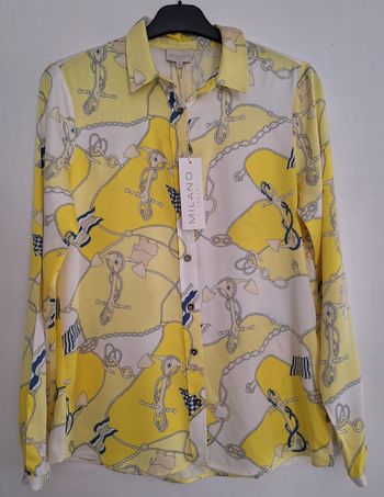 Chemise neuve avec étiquette aux motifs marins
