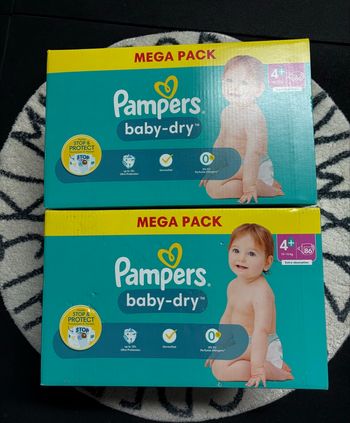 Couches Pampers taille 4 plus  (T4+), Lot de 2 cartons neufs 🏷️