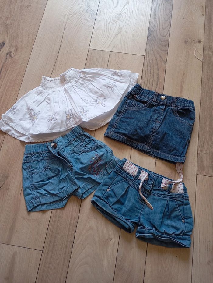 Lot de vêtements taille 6mois - photo numéro 2