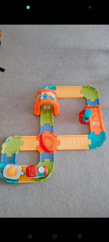 Circuit train tut bolide