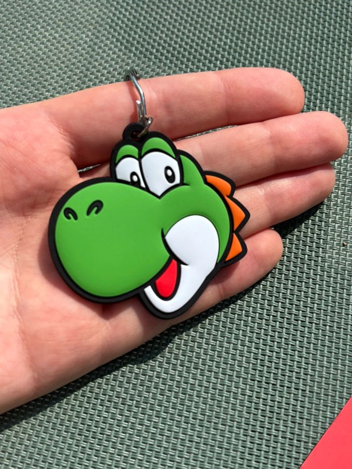 Porte clé Yoshi Super Mario - photo numéro 2