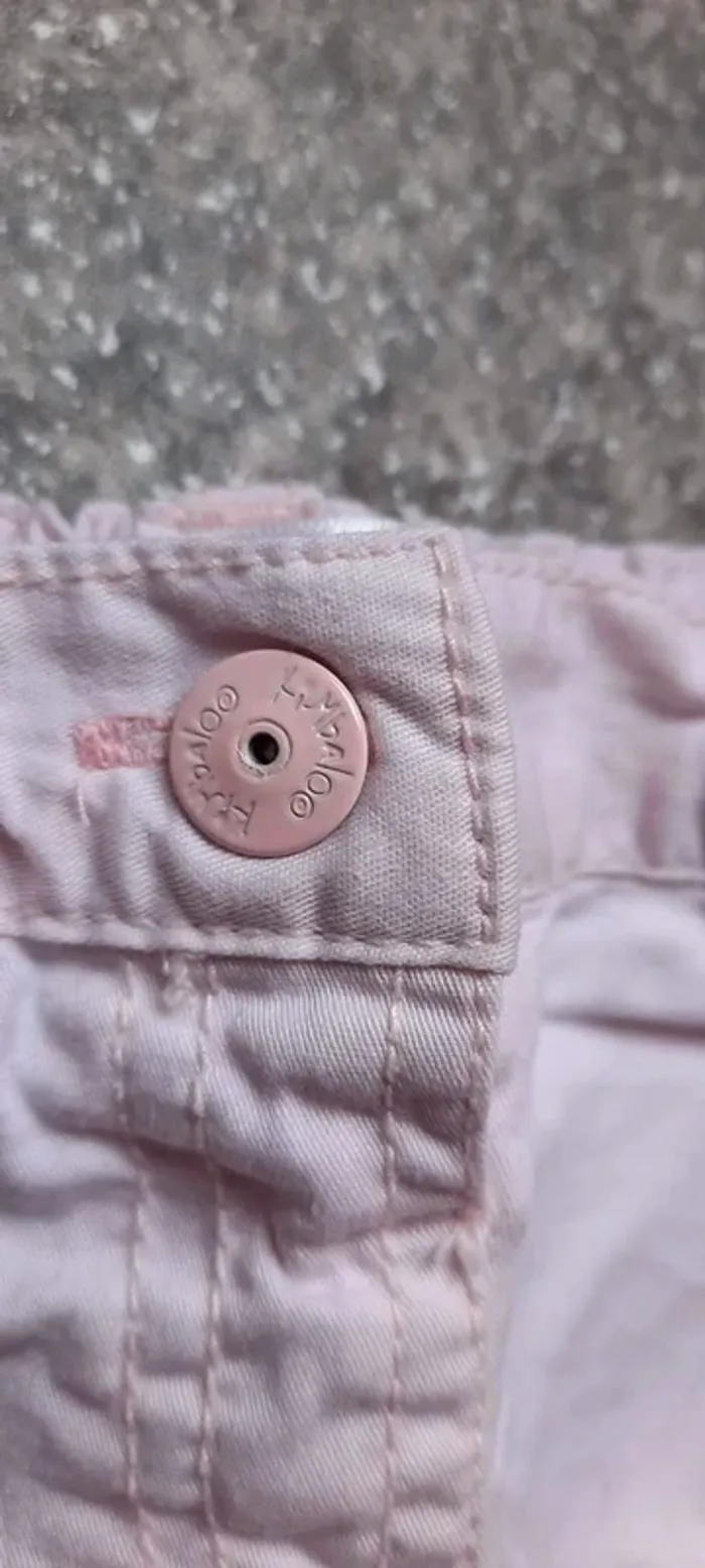 Kimbaloo pantacourt fille taille 18 mois 
Très bon état - photo numéro 2