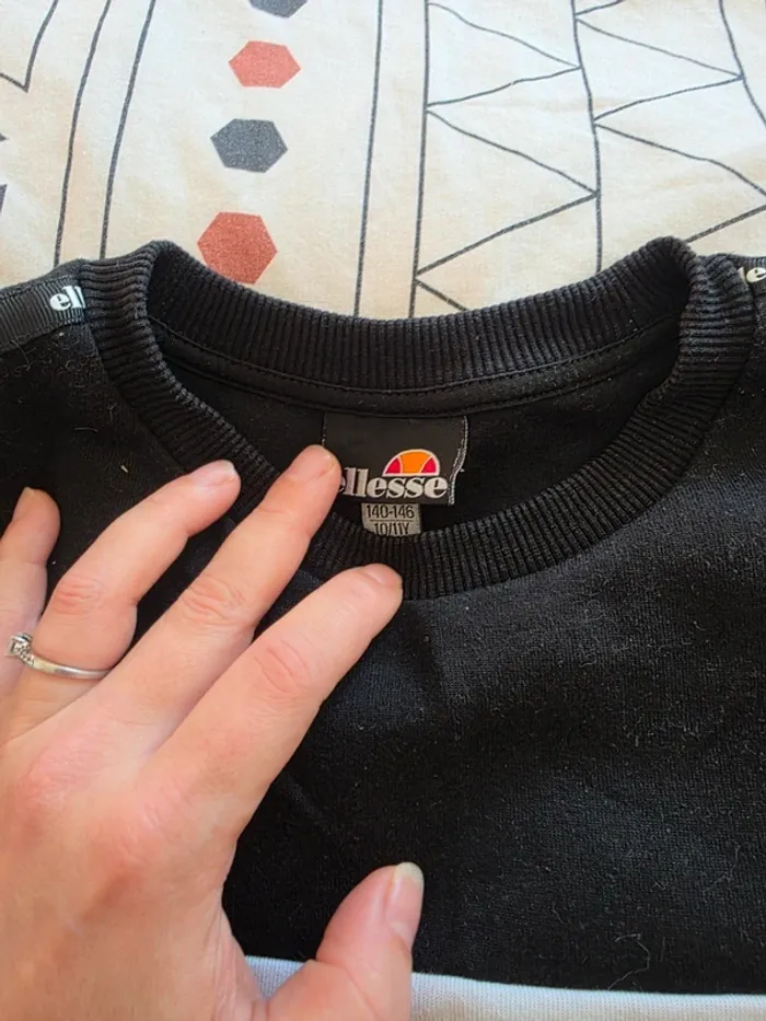 Pull ellesse 10/11 ans - photo numéro 2
