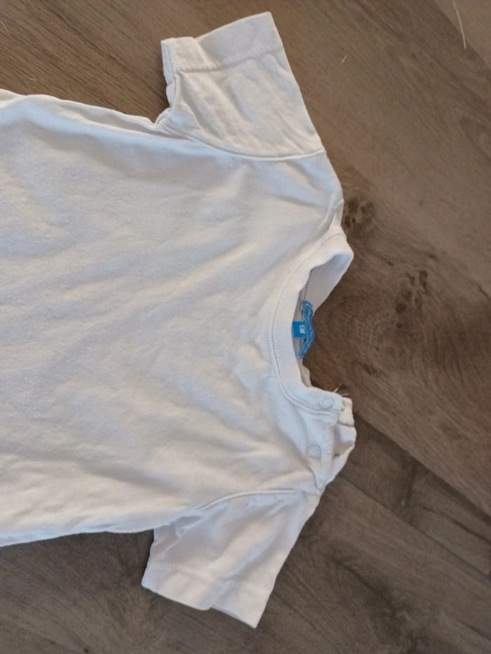 Tee-shirt - photo numéro 2