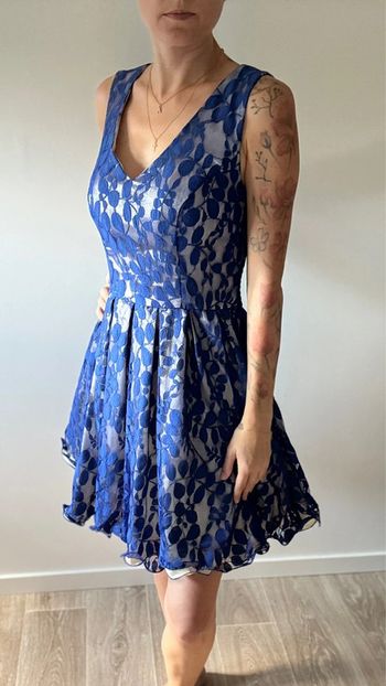 Robe de cocktail Chi Chi London bleu roi Taille 38