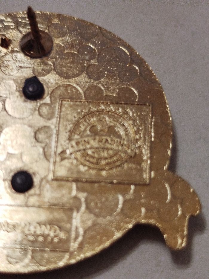 Pin's Zazu - Le roi lion - Disneyland Paris - photo numéro 5