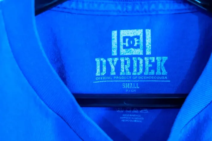 C46 t-shirt bleu DC shoe S - photo numéro 3