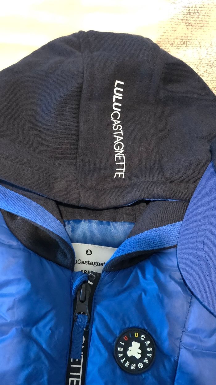 💙💙🤩🤩Superbe ensemble Blouson mi saison  et casquette 18 mois garçon🤩🤩💙💙 - photo numéro 3