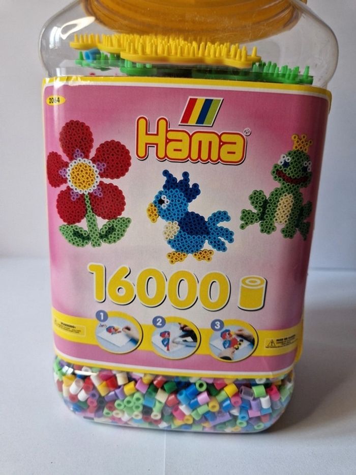 Tonneau de 16000 perles à repasser avec accessoires. - photo numéro 3