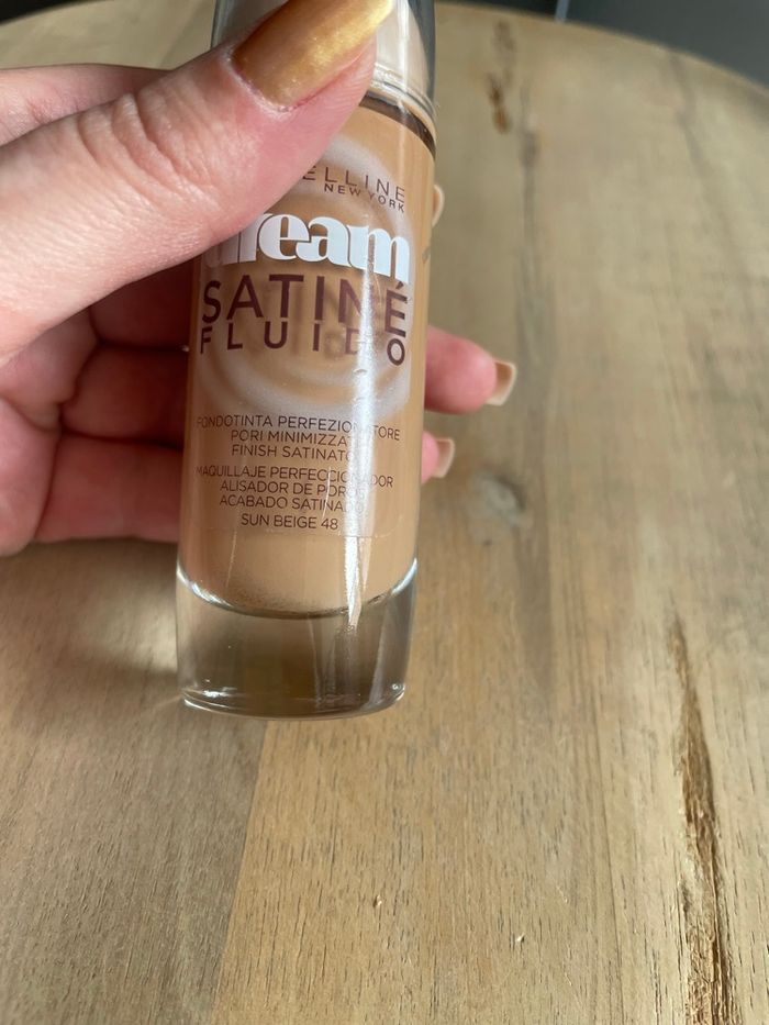 Maquillage Fond de teint Maybelline - Teinte Sun Beige - Neuf - photo numéro 2